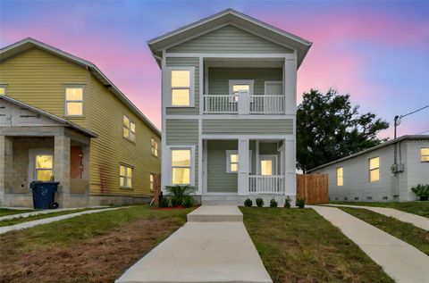 2313 E COLUMBUS DRIVE TAMPA FL 33605