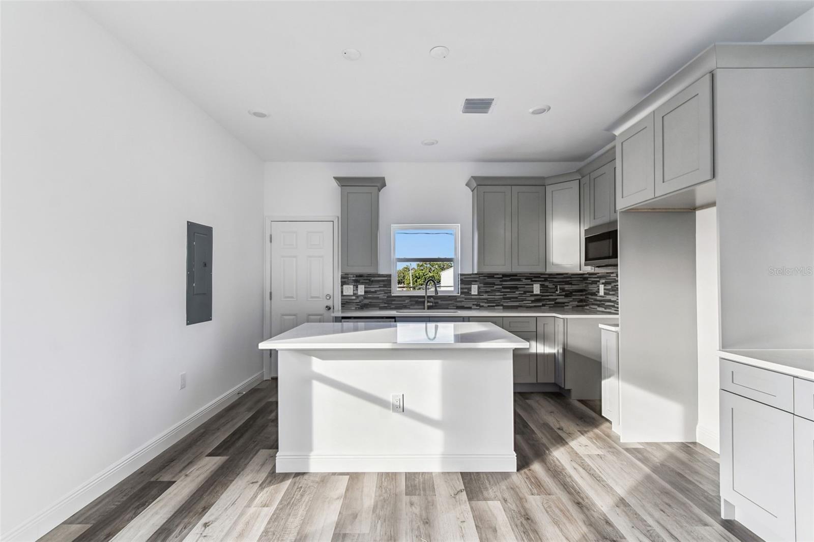 STIGGINS REP - Residential Income