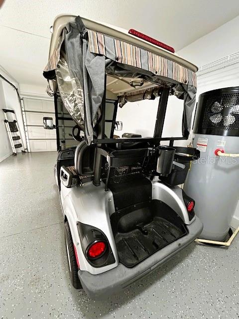 LADY LAKE ORANGE BLOSSOM GARDENS UNIT 17A - Residential