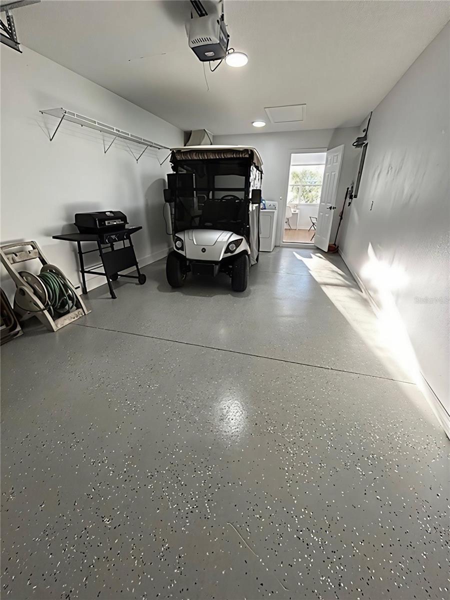 LADY LAKE ORANGE BLOSSOM GARDENS UNIT 17A - Residential