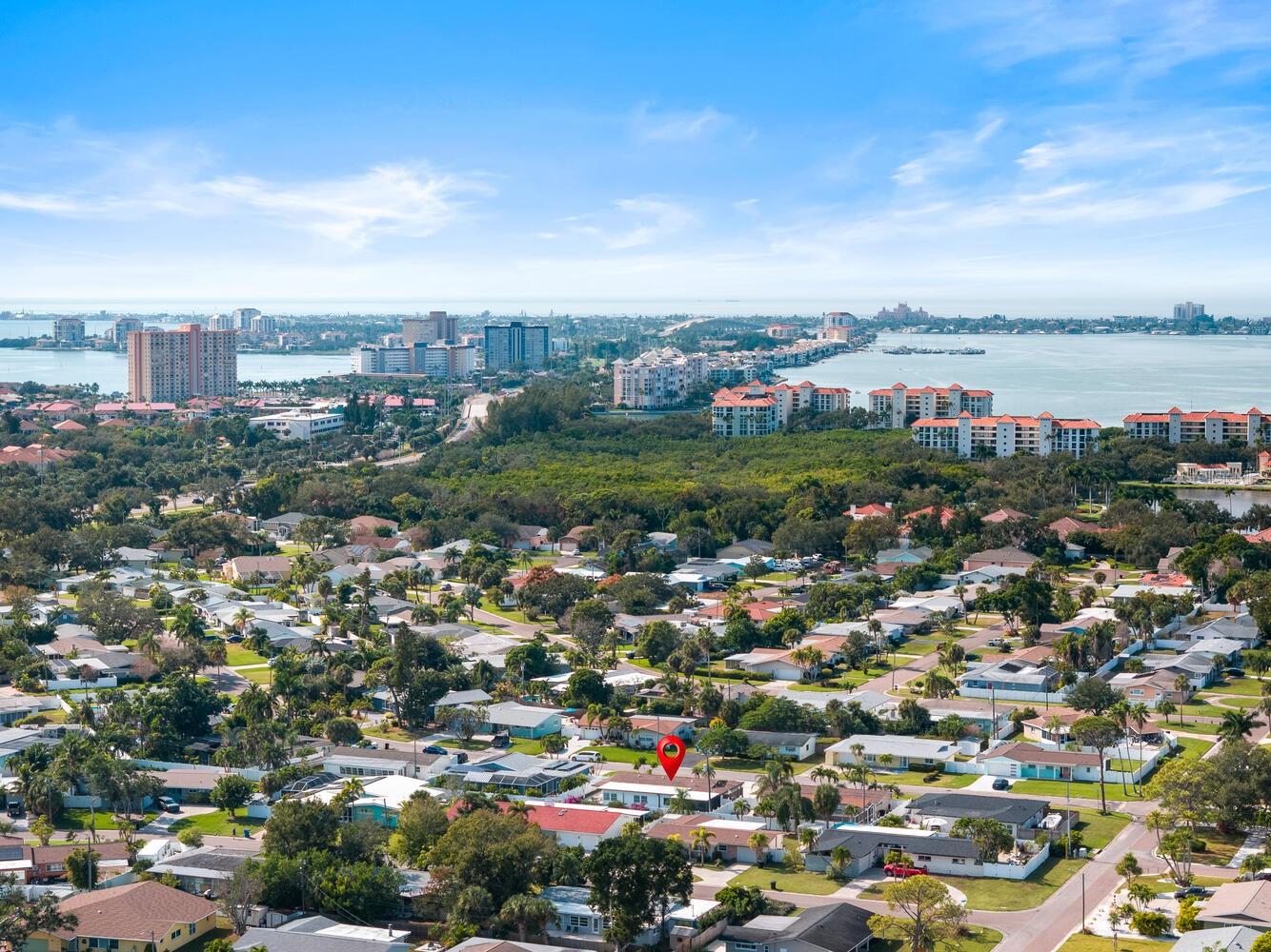 MAXIMO MOORINGS - Residential