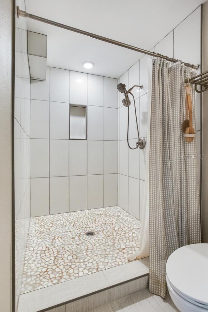 MAXIMO MOORINGS - Residential