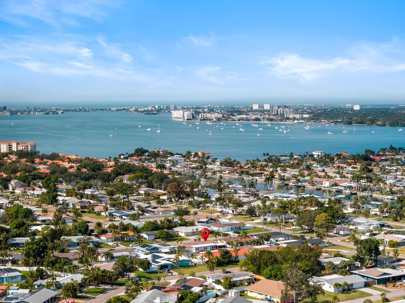 MAXIMO MOORINGS - Residential