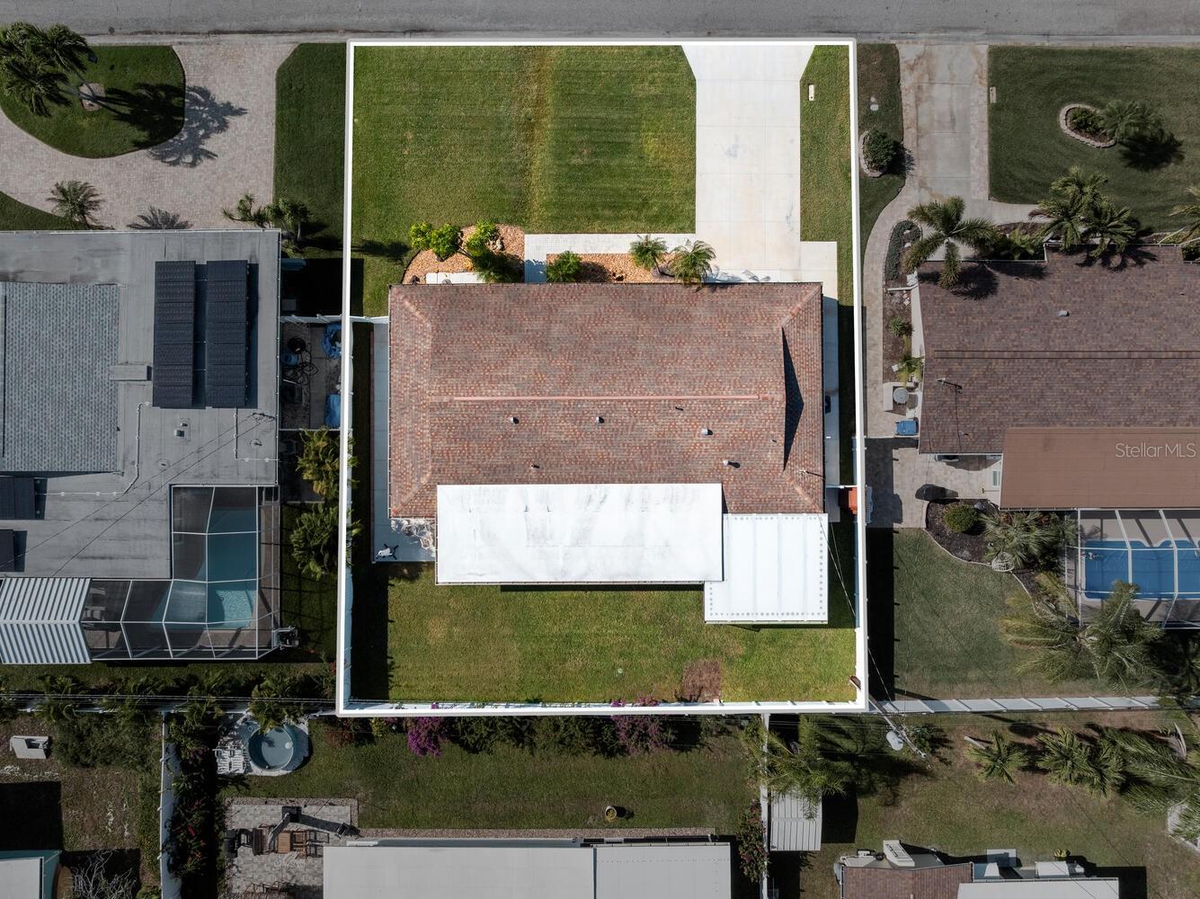 MAXIMO MOORINGS - Residential