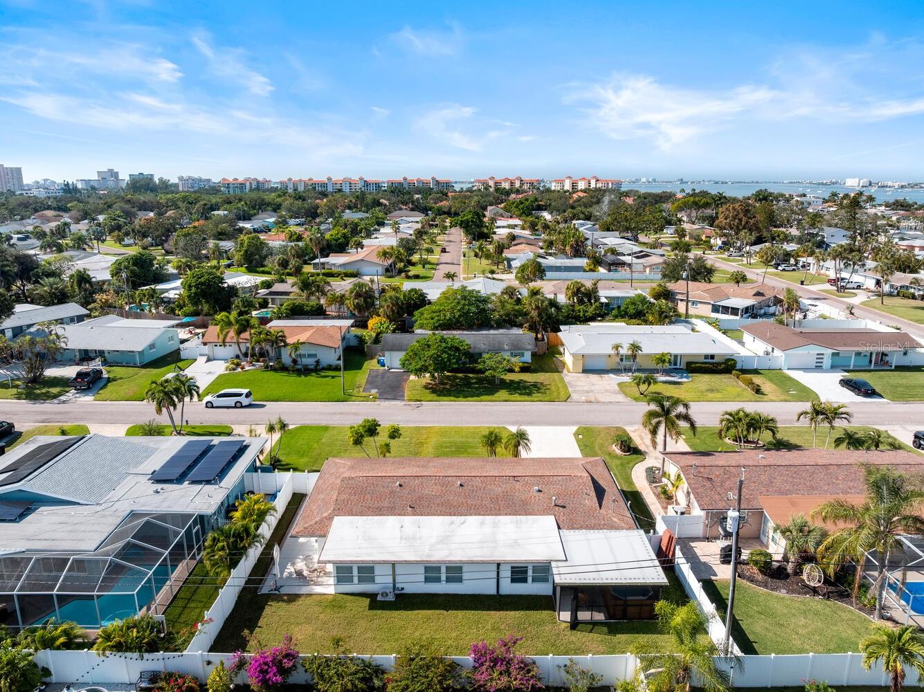 MAXIMO MOORINGS - Residential