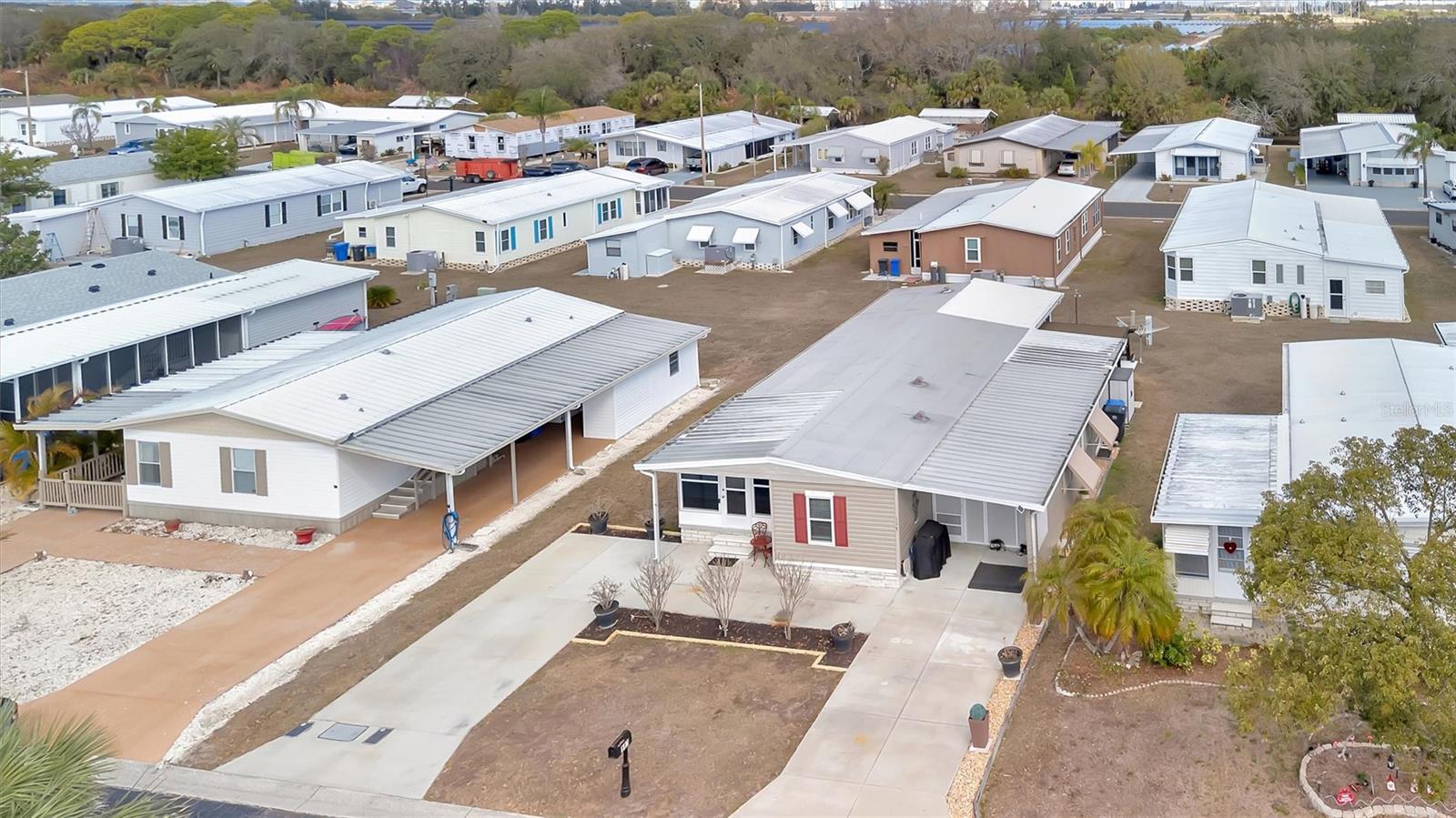 117 S SAINT THOMAS CIRCLE