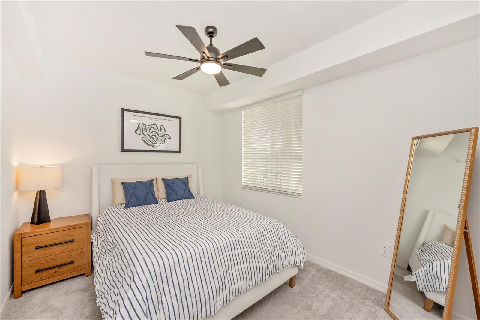 WELLEN PARK GOLF & COUNTRY CLUB - Residential Lease