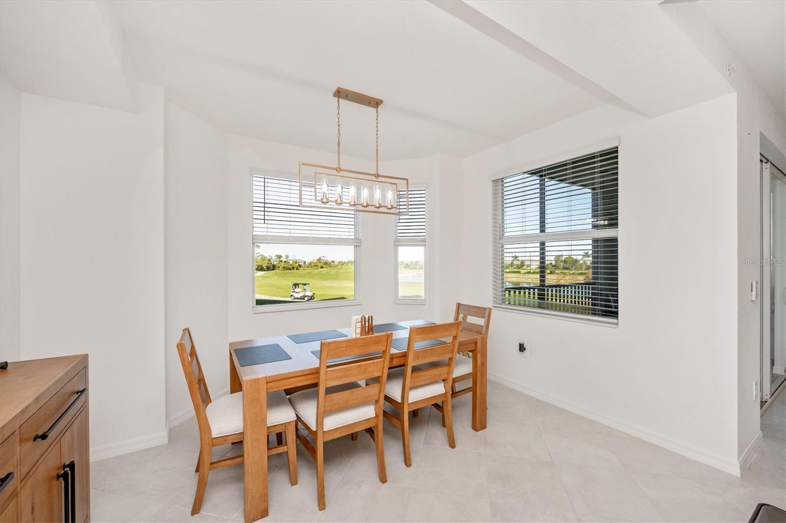 WELLEN PARK GOLF & COUNTRY CLUB - Residential Lease