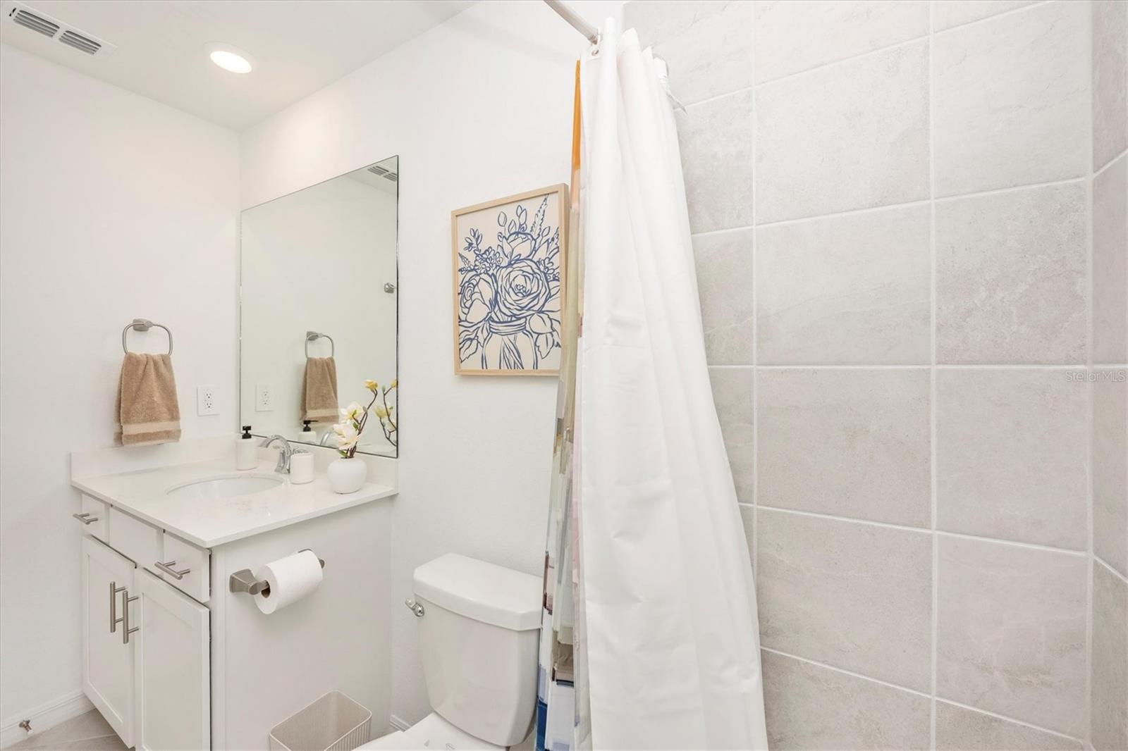 WELLEN PARK GOLF & COUNTRY CLUB - Residential Lease