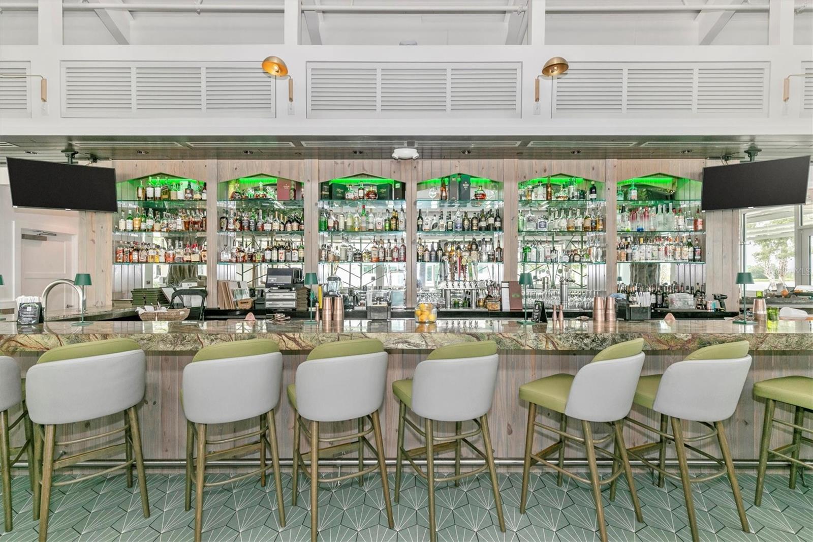 WELLEN PARK GOLF & COUNTRY CLUB - Residential Lease