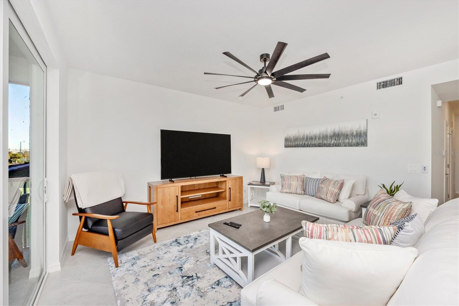 WELLEN PARK GOLF & COUNTRY CLUB - Residential Lease