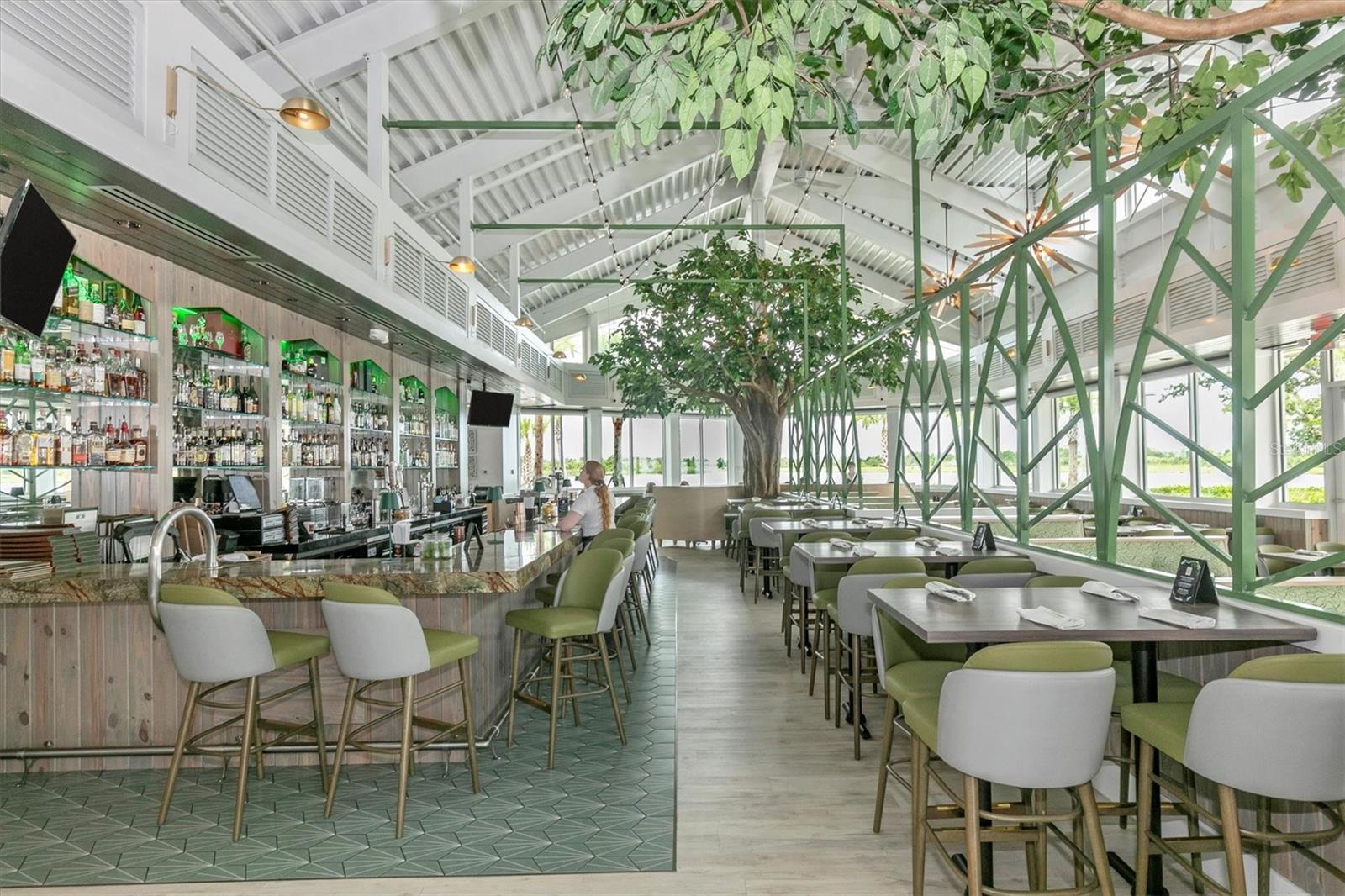 WELLEN PARK GOLF & COUNTRY CLUB - Residential Lease