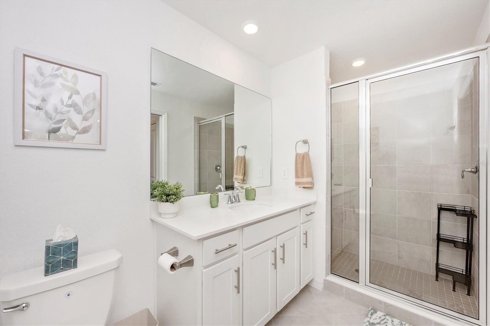 WELLEN PARK GOLF & COUNTRY CLUB - Residential Lease