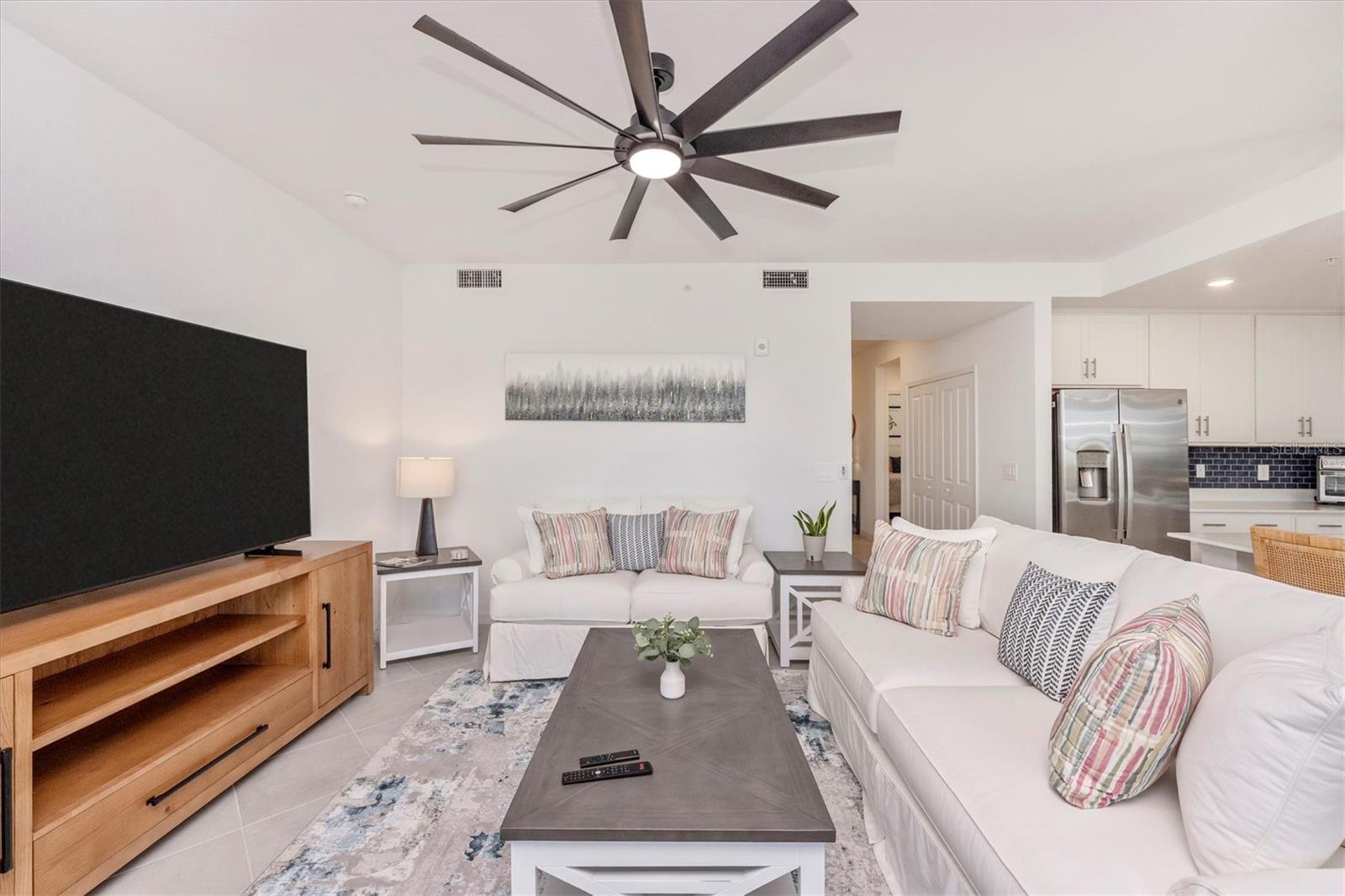 WELLEN PARK GOLF & COUNTRY CLUB - Residential Lease