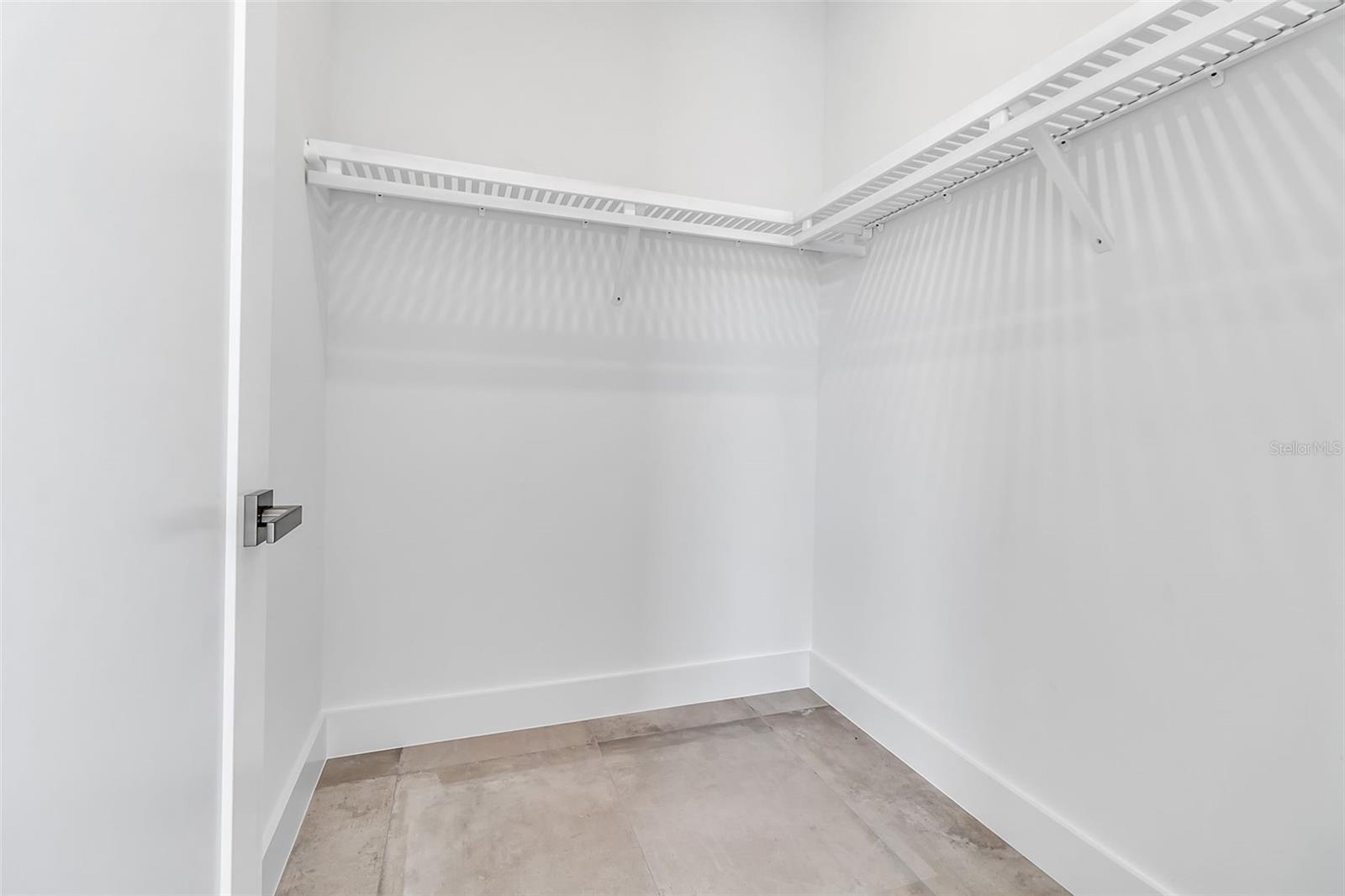 SOUTH GATE - Residential