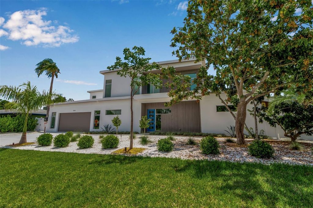 Photo of 2534 Grove Street, Sarasota, FL 34239 (MLS # A4662120)