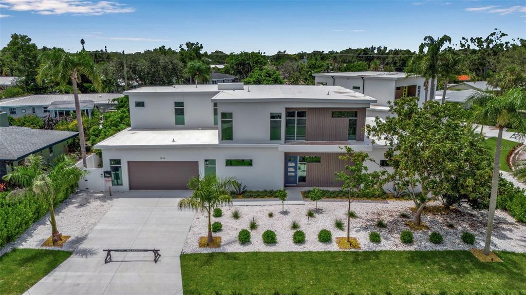 Photo of 2534 Grove Street, Sarasota, FL 34239 (MLS # A4662120)