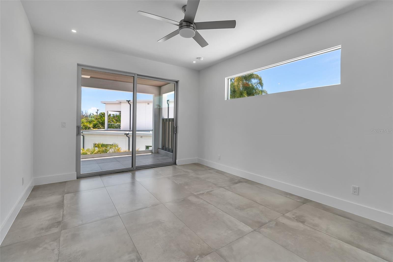 SOUTH GATE - Residential