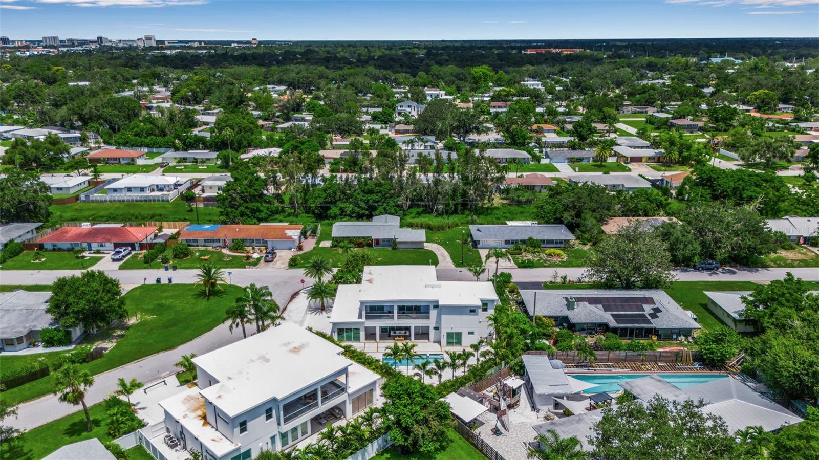 SOUTH GATE - Residential