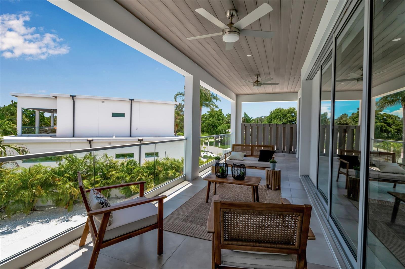 SOUTH GATE - Residential