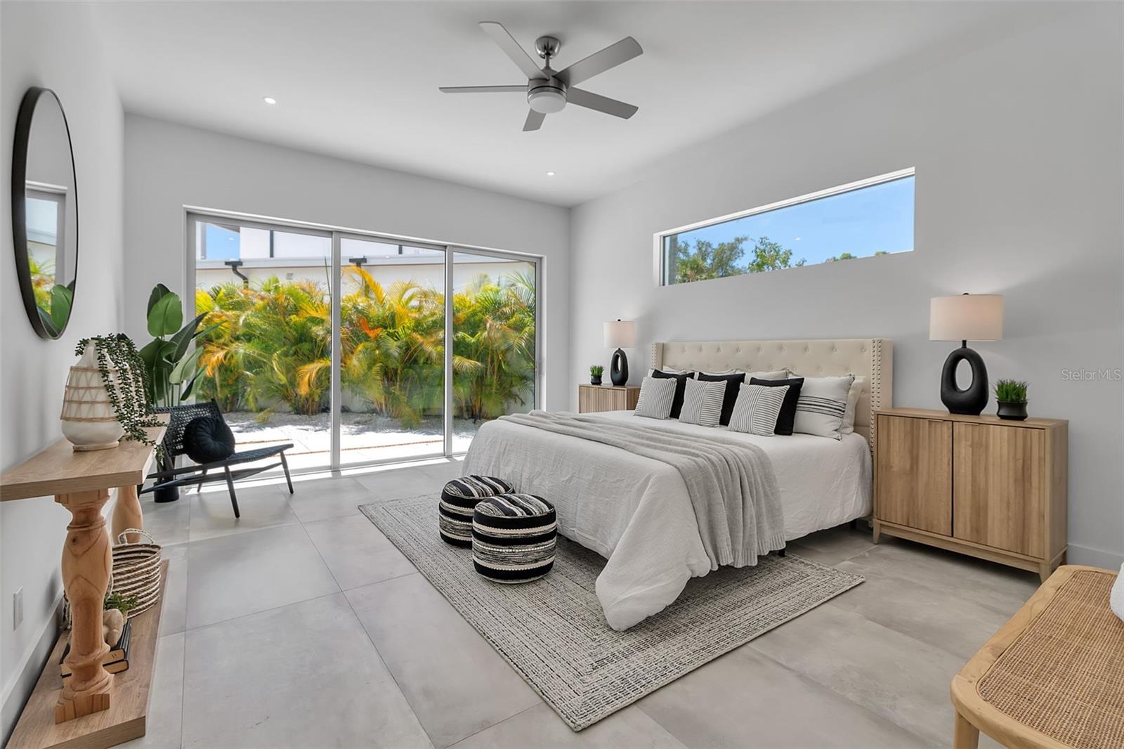 SOUTH GATE - Residential