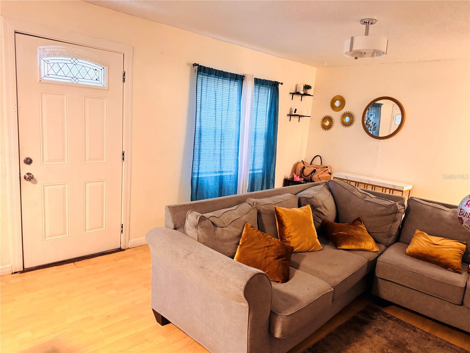 WINTER RUN - Residential