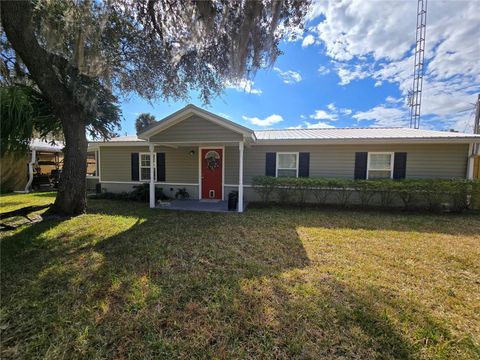 Photo of 55135 5th Street, Astor, FL 32102 (MLS # R4910592)