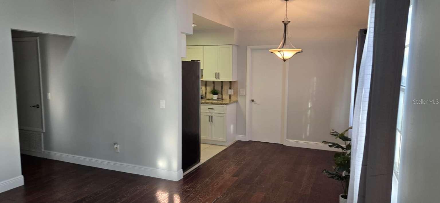 CARMEL OAKS CONDO PH 03 - Residential