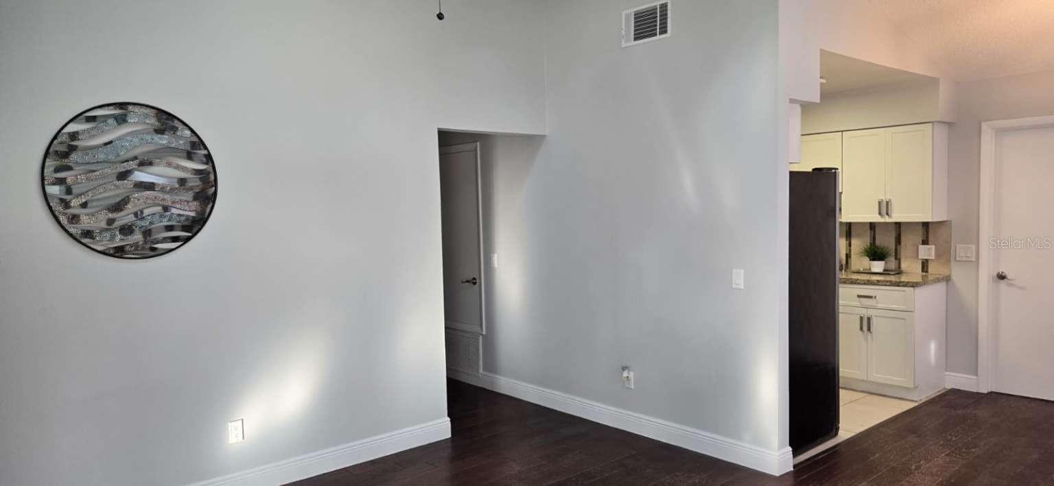 CARMEL OAKS CONDO PH 03 - Residential