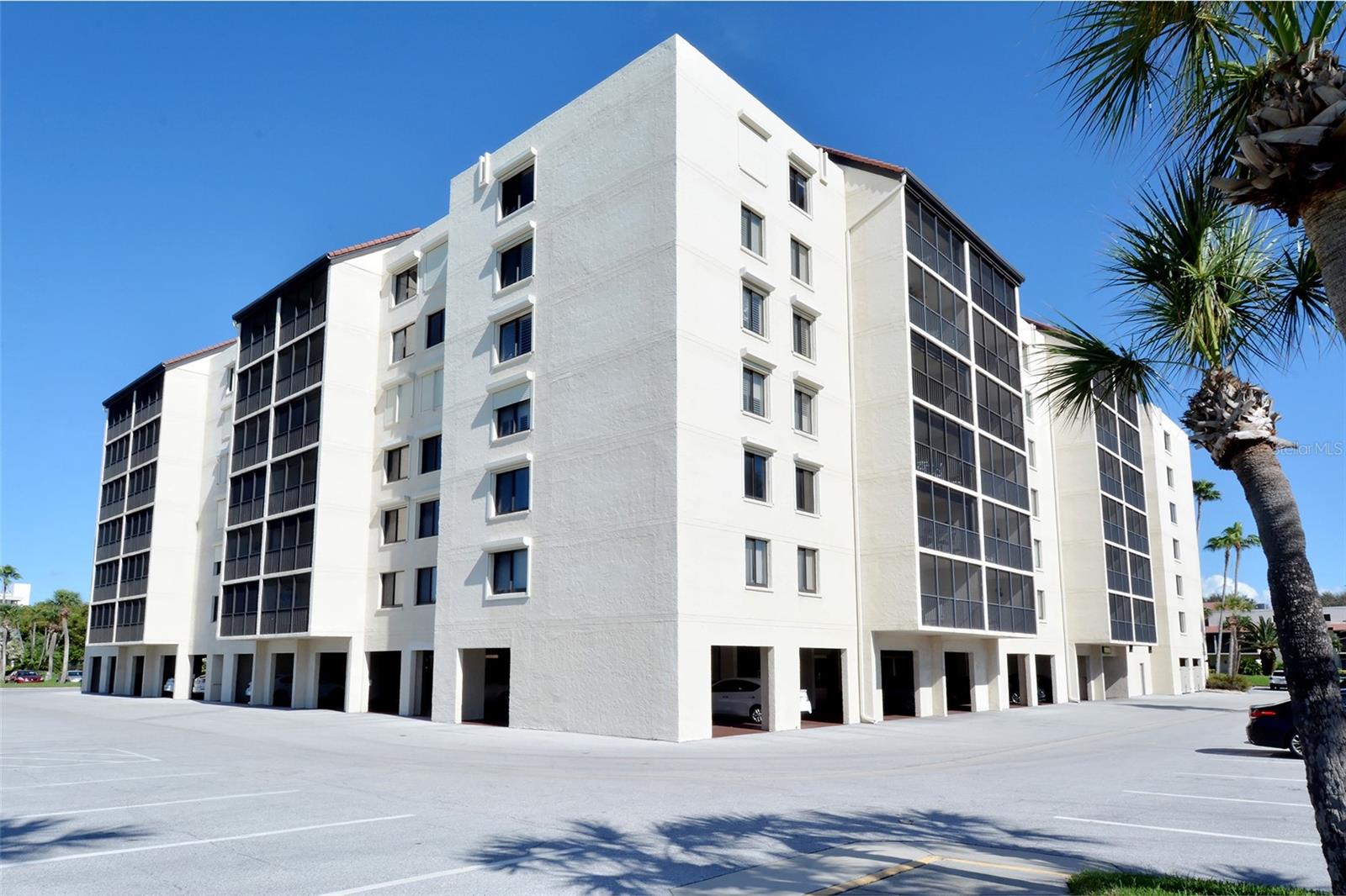 2045 GULF OF MEXICO DRIVE M1-515