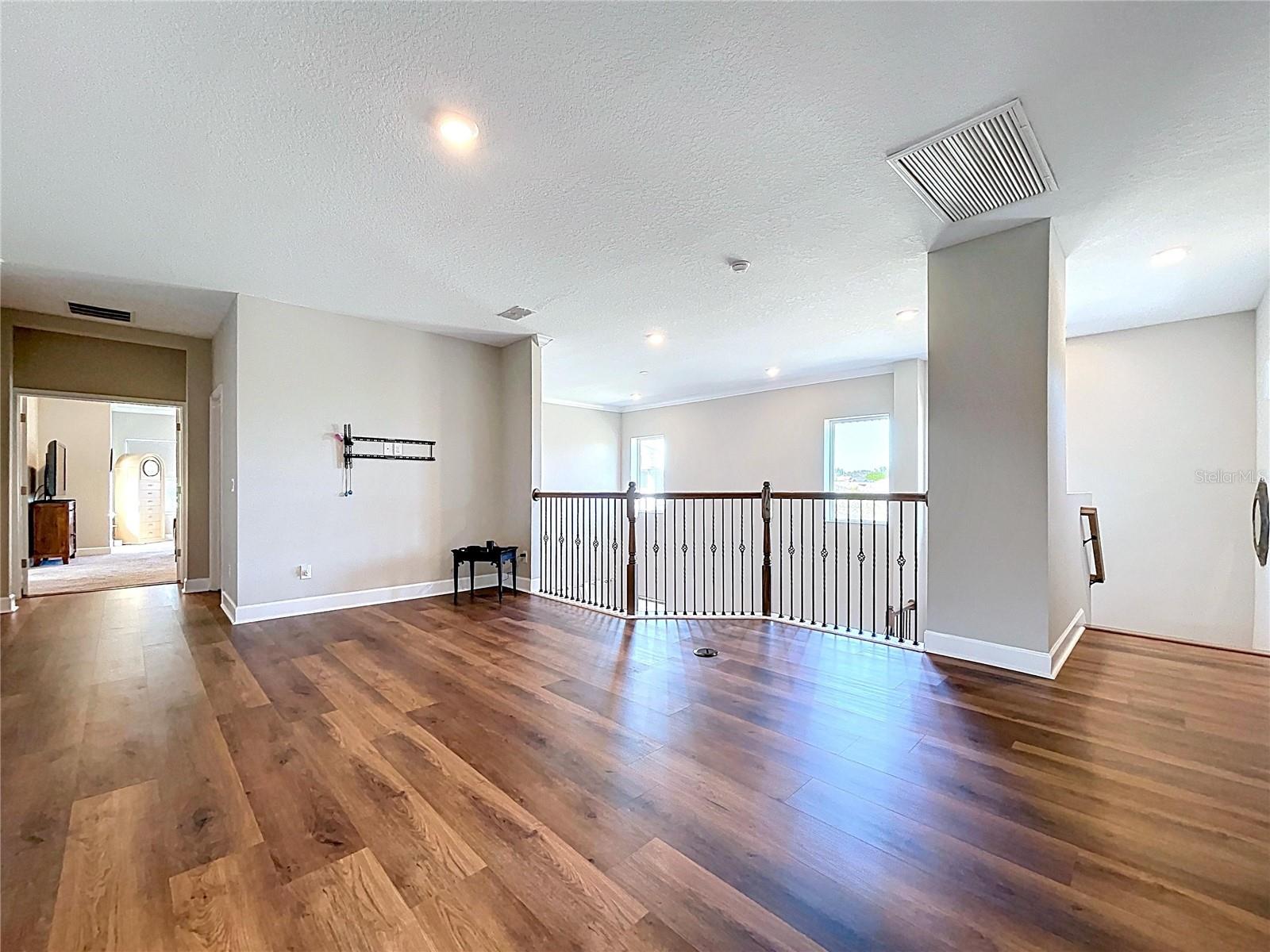 BAYSHORE HEIGHTS PT REP - Residential