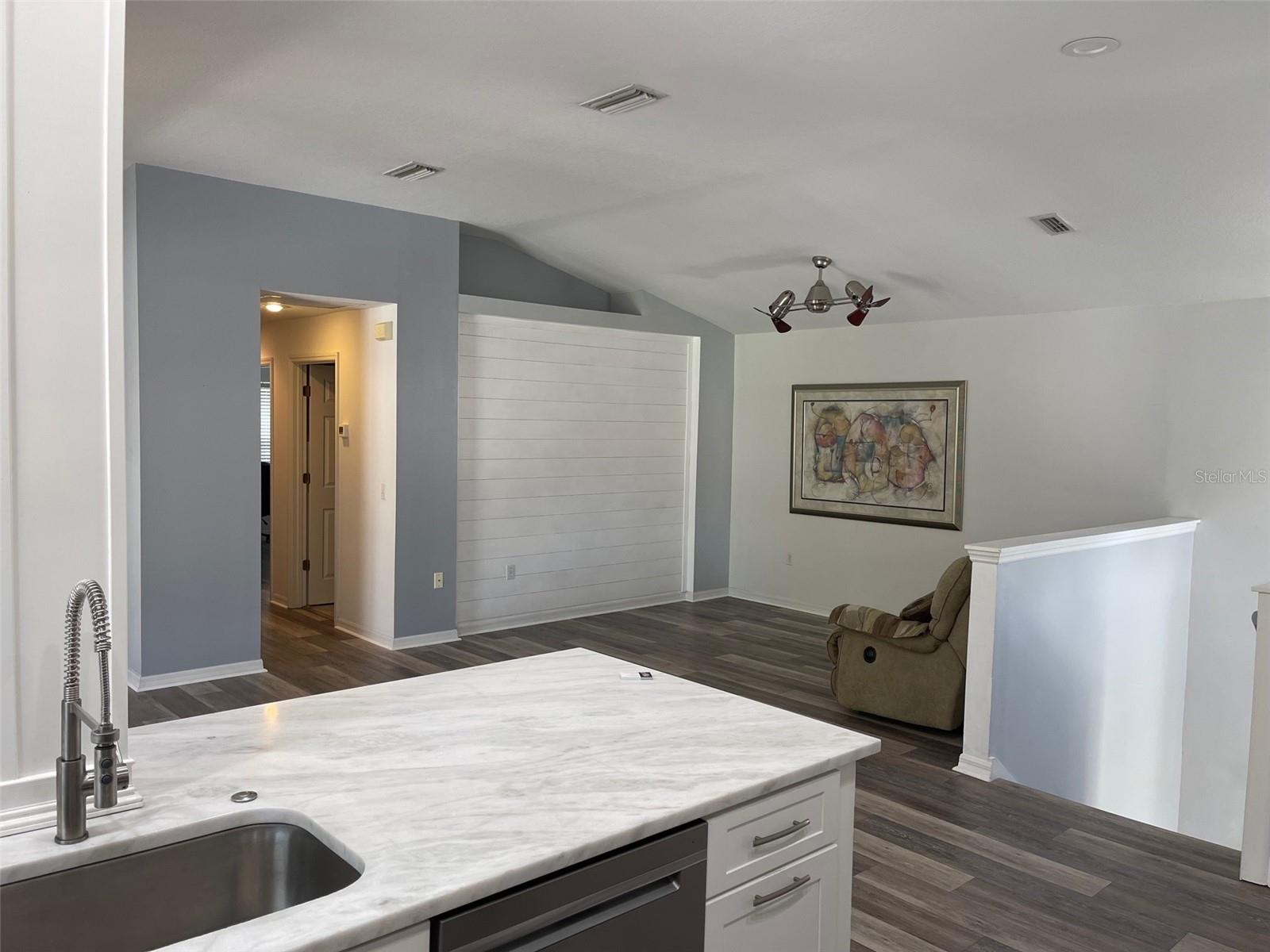 SUMMERFIELD HOLLOW PH 1-A & 1-B - Residential Lease