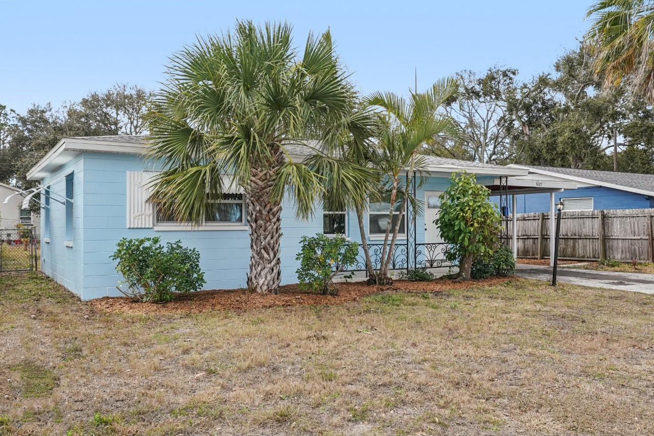 BROADMOOR SUB - Residential