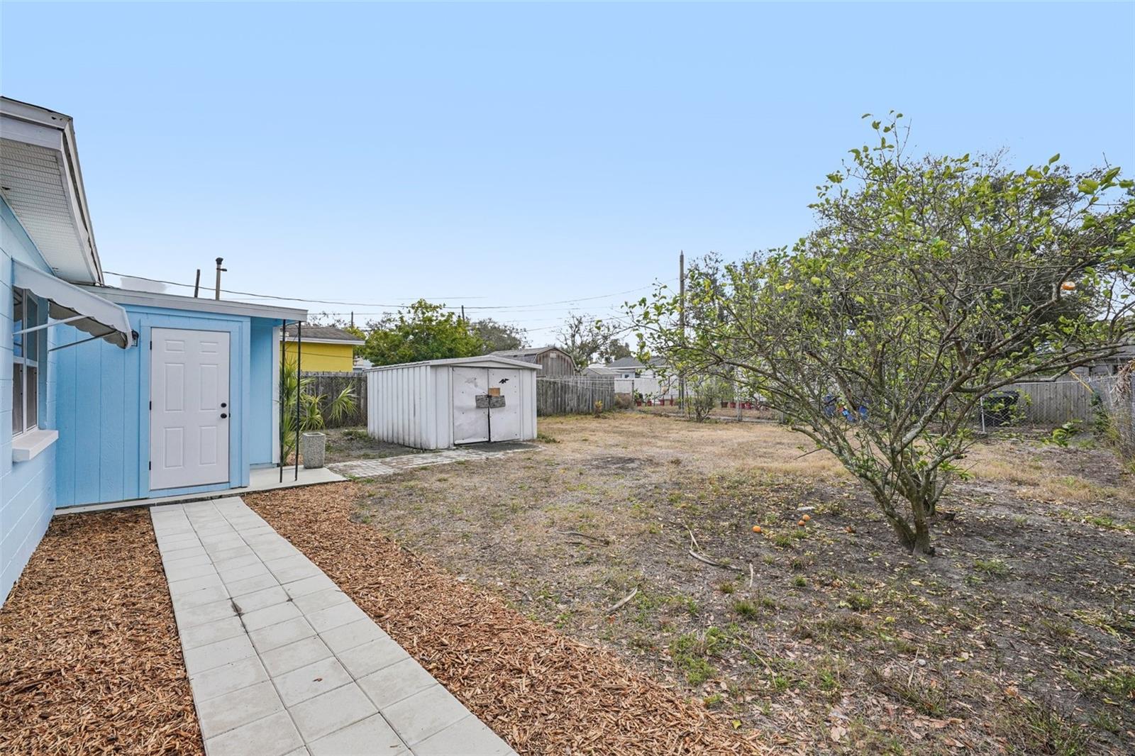 BROADMOOR SUB - Residential