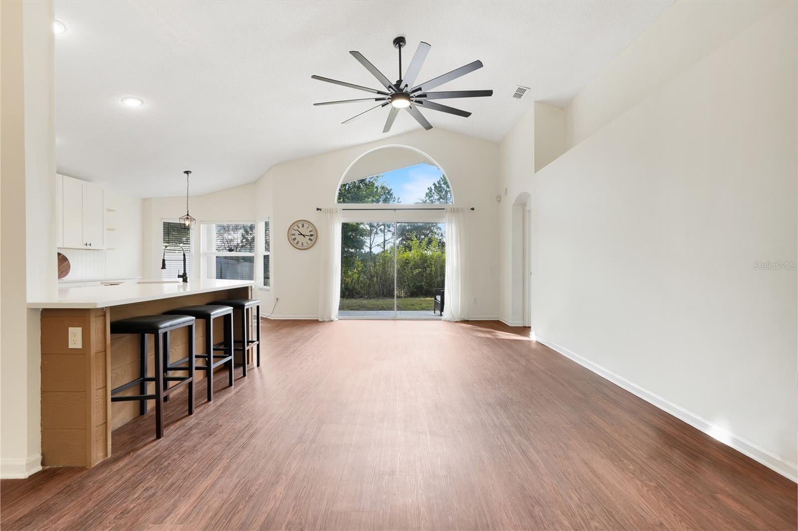 WESTON HILLS SUB - Residential Lease