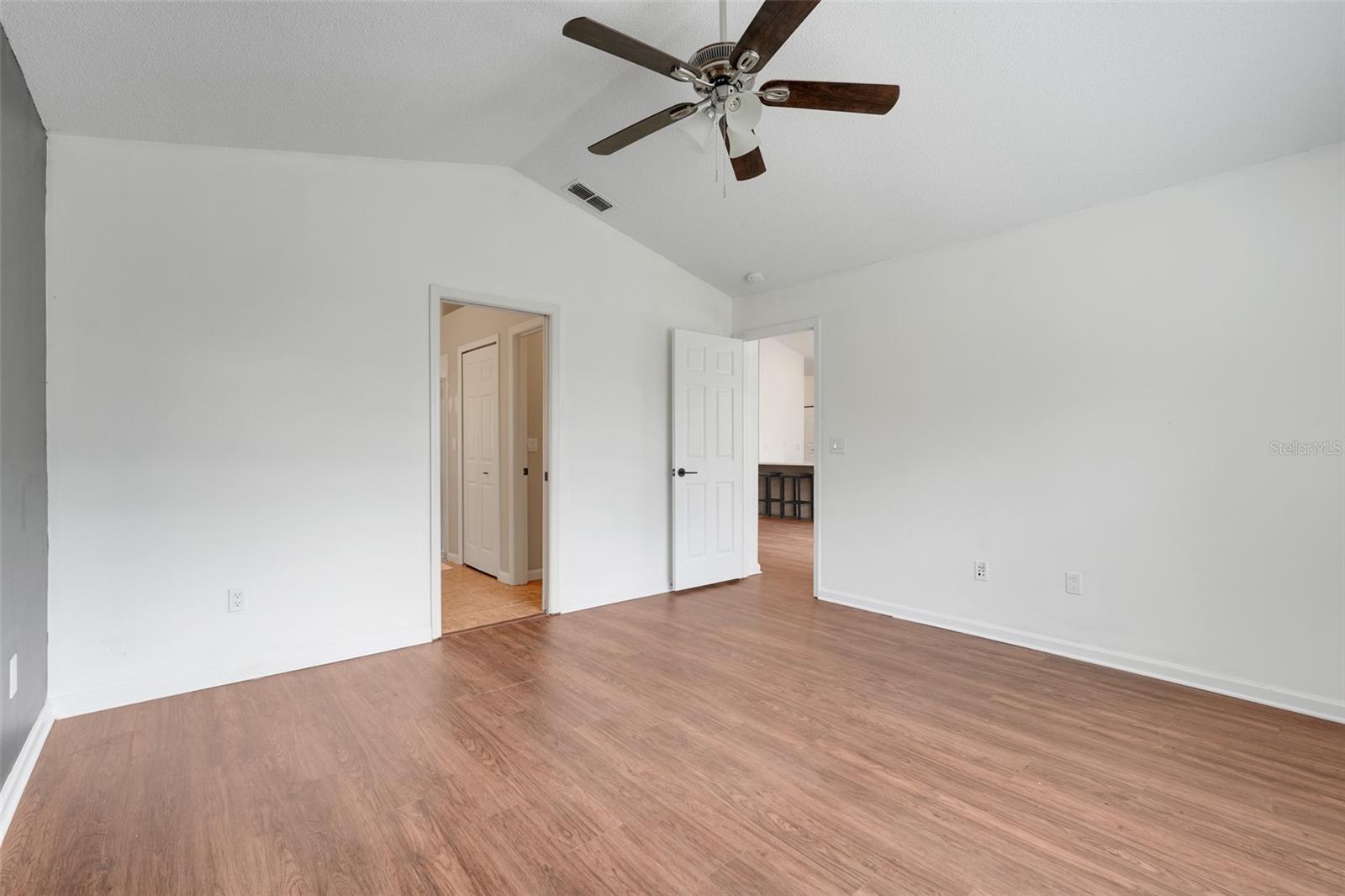 WESTON HILLS SUB - Residential Lease