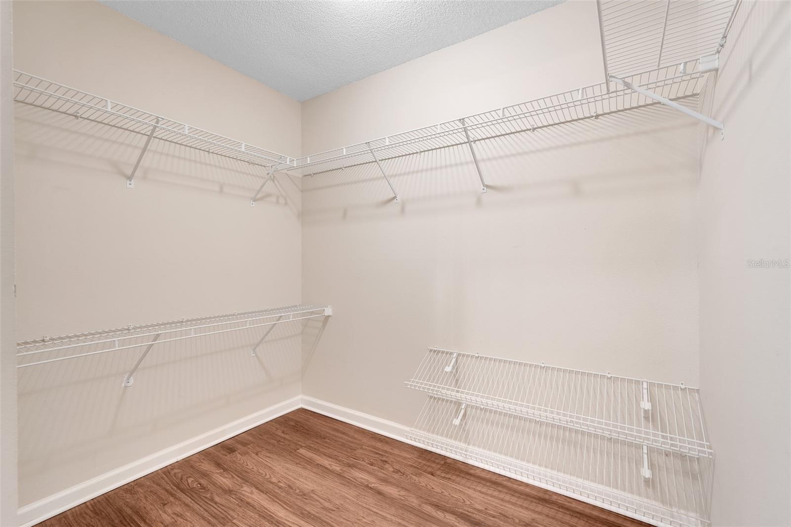 WESTON HILLS SUB - Residential Lease