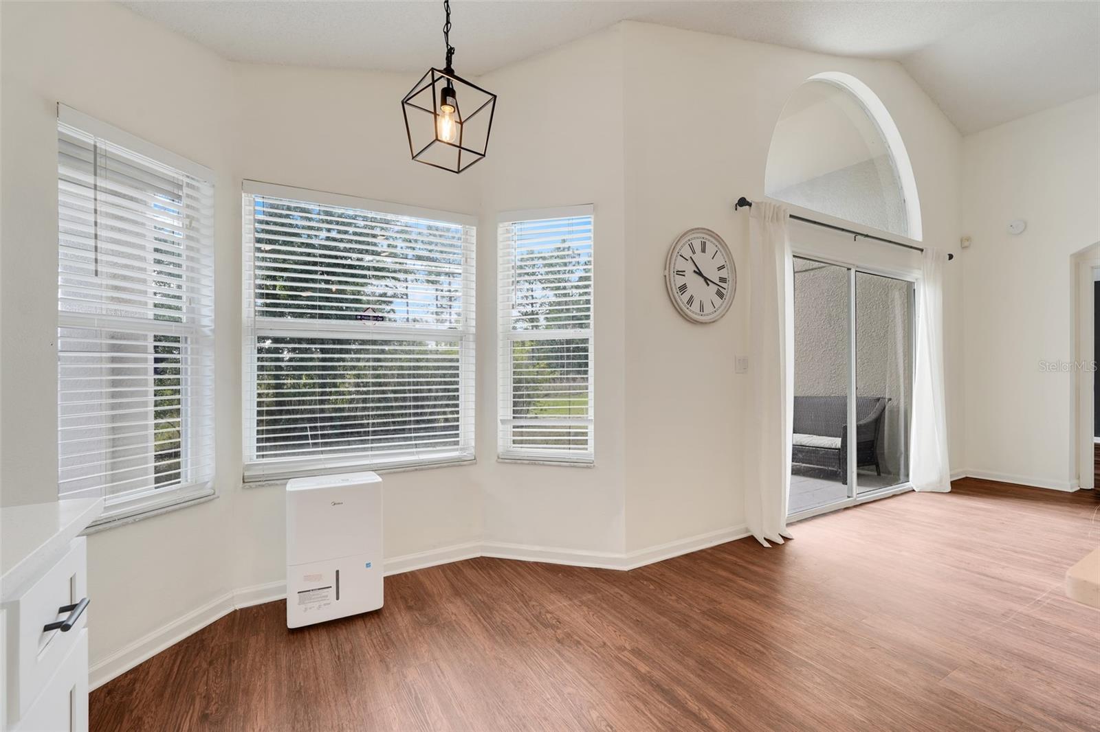 WESTON HILLS SUB - Residential Lease