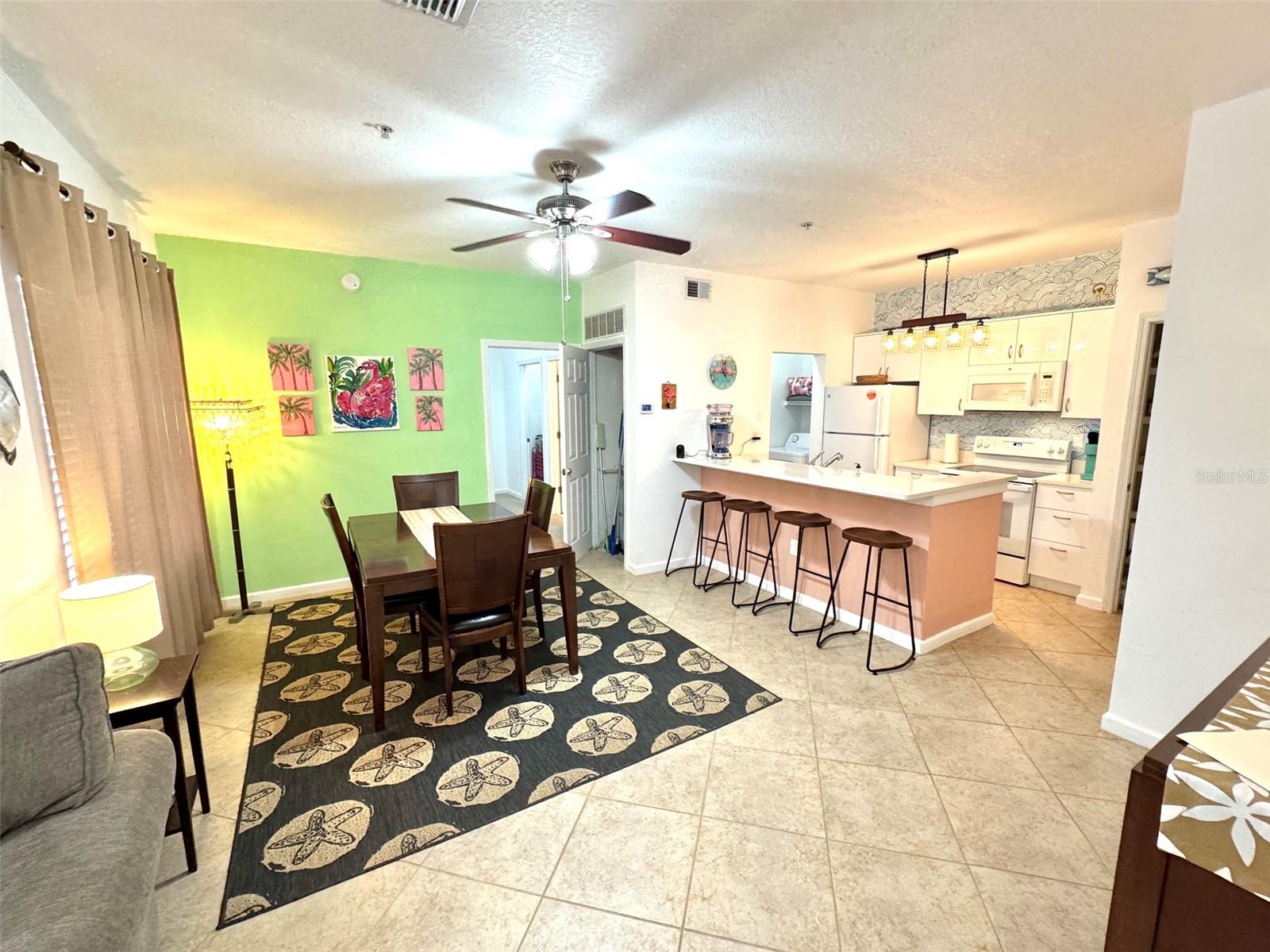 BEACHWAY CONDOS - Residential