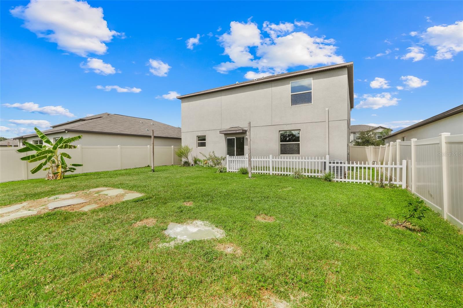 RIVERSTONE PH 1 - Residential
