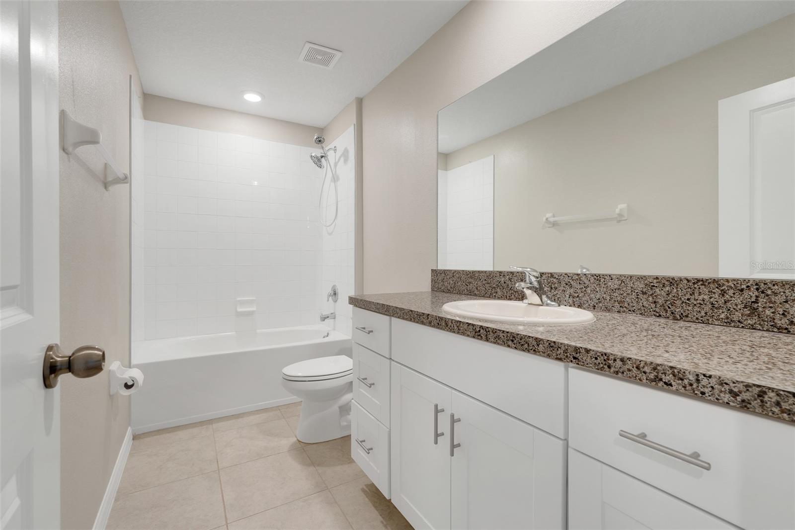 RIVERSTONE PH 1 - Residential