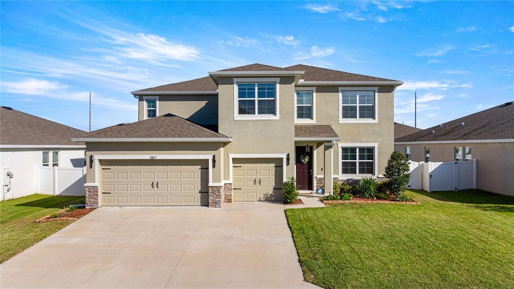 Photo of 5827 SW 80th Lane, Ocala, FL 34476 (MLS # OM711773)