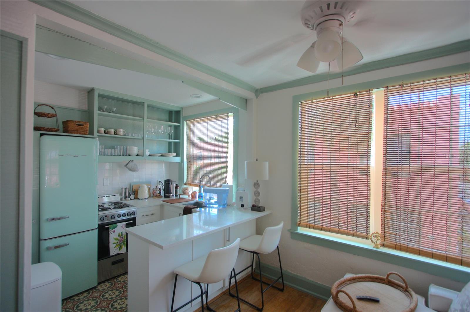 525 RAWLS AVENUE