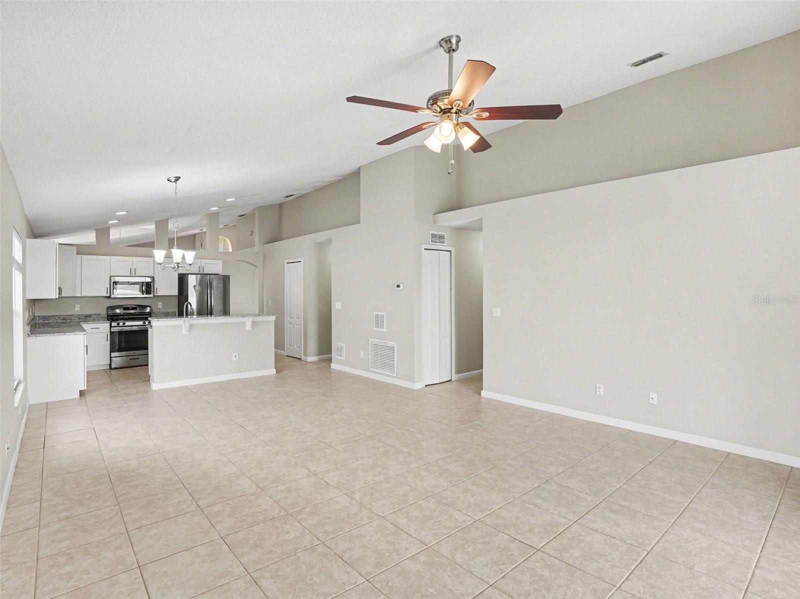 WESTON HILLS SUB - Residential