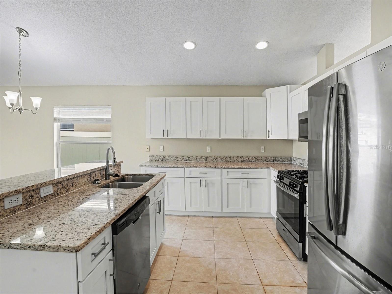 WESTON HILLS SUB - Residential