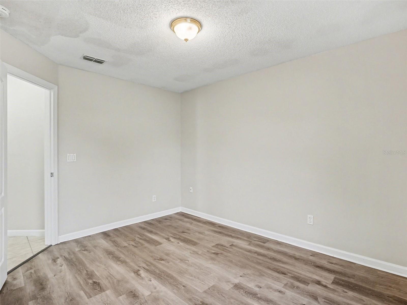 WESTON HILLS SUB - Residential