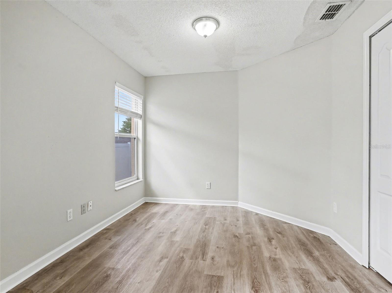 WESTON HILLS SUB - Residential