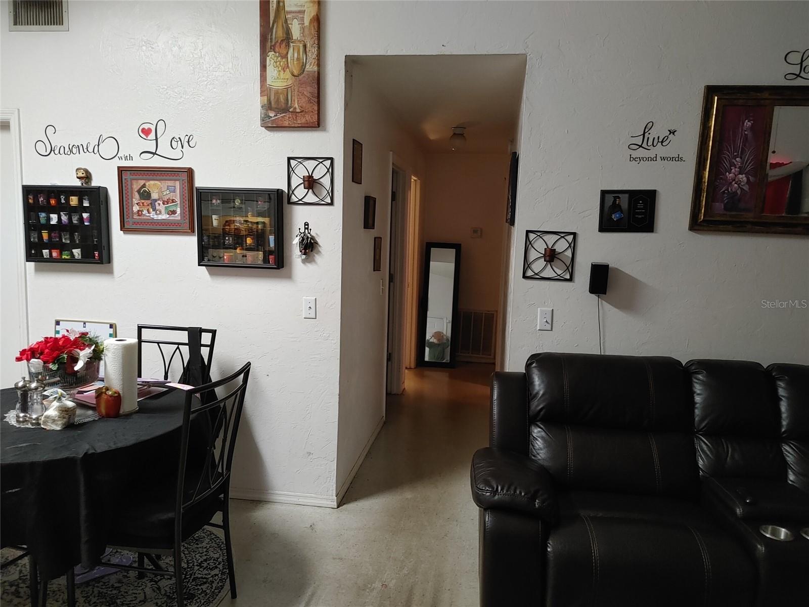 DAUGHTREYS ADD - Residential Income