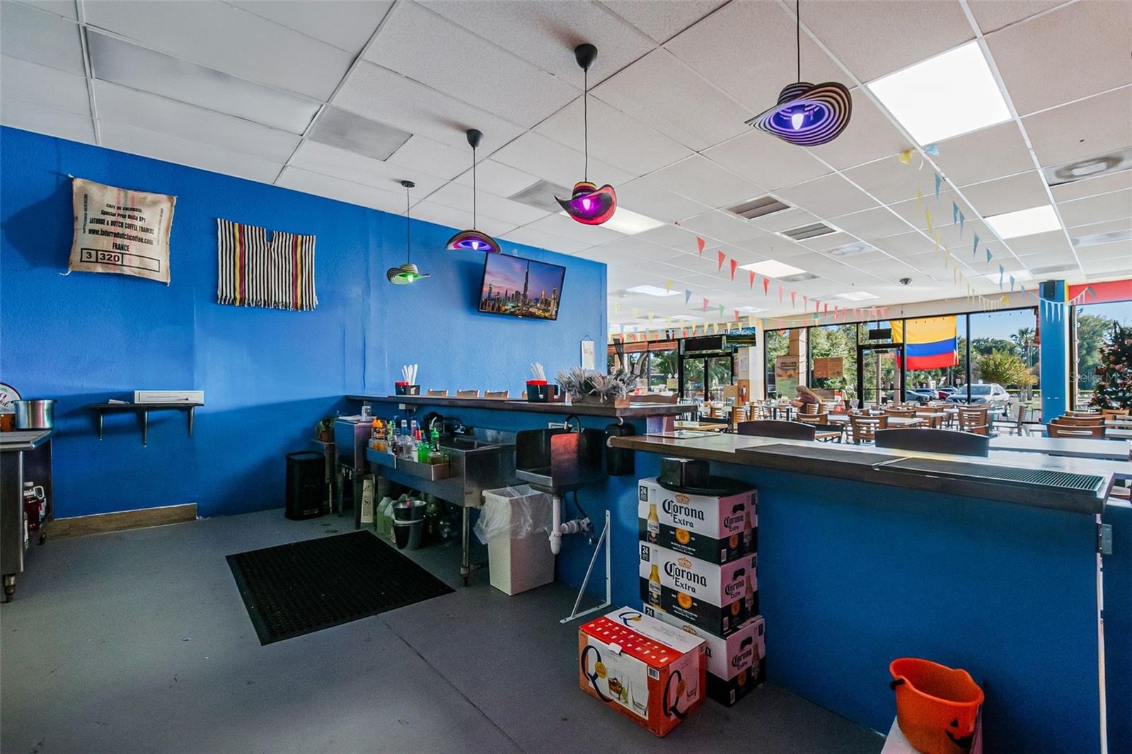 2471 E SEMORAN BOULEVARD