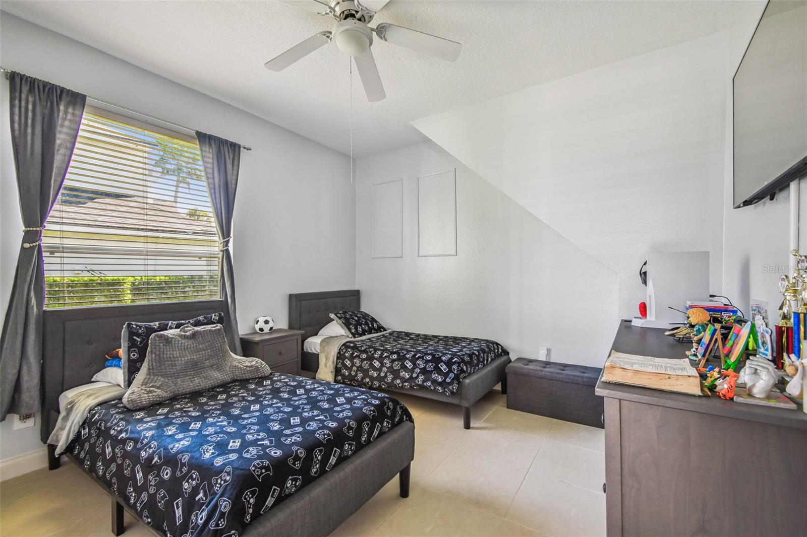 WESTCHASE SEC 303 - Residential